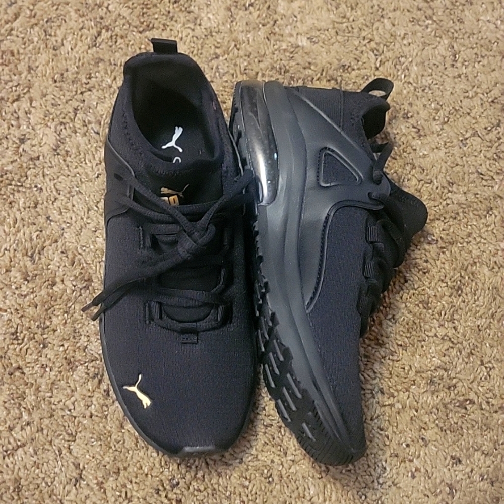Puma workout shoes, black, size 7.5 US women's